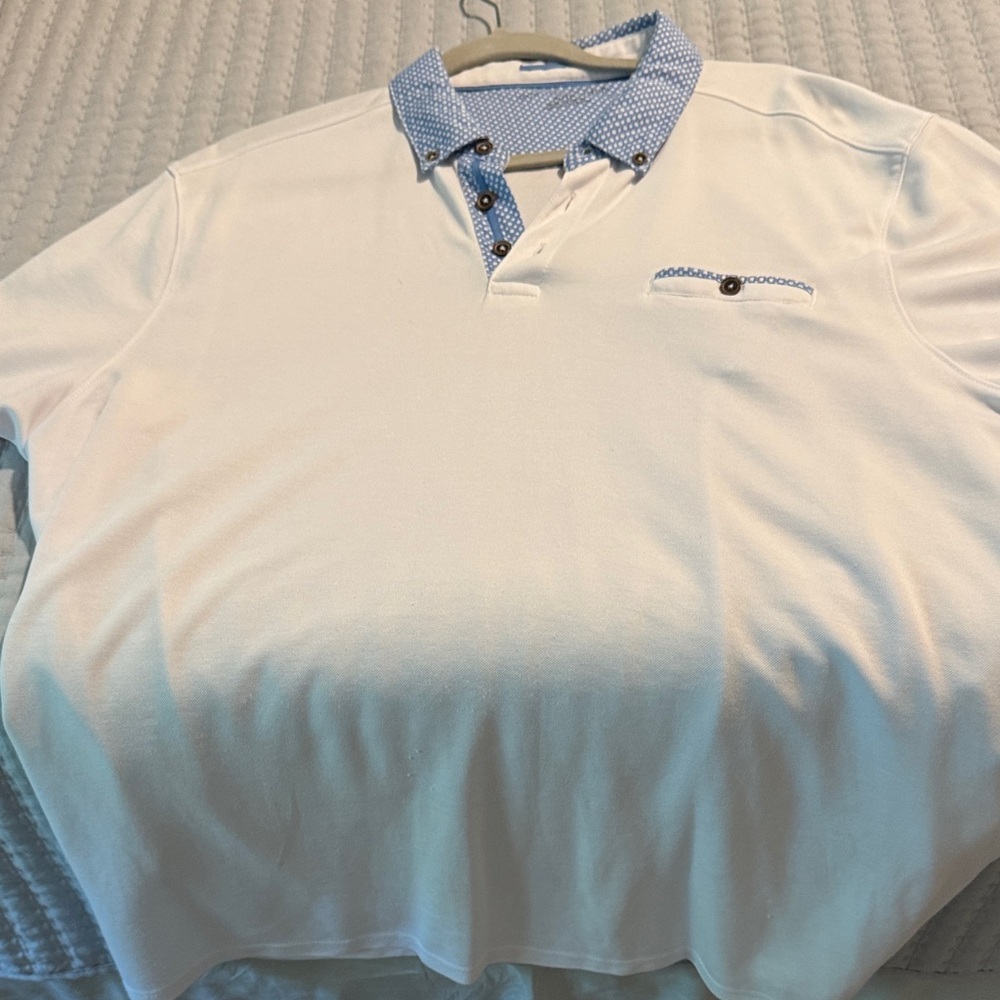 Stylish White Polo Shirt with Blue Details